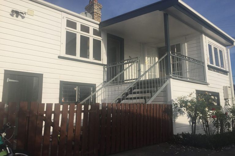 Photo of property in 102 Forest Lake Road, Forest Lake, Hamilton, 3200