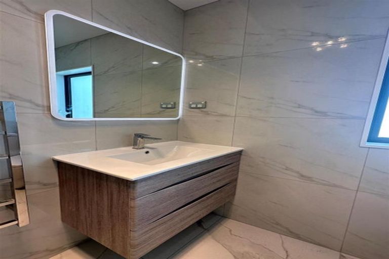 Photo of property in 26 Clayden Shuttleworth Street, Papakura, 2110