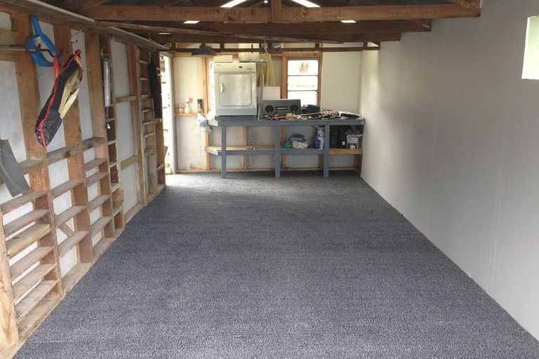 Photo of property in 1/16 Lancaster Road, Beach Haven, Auckland, 0626