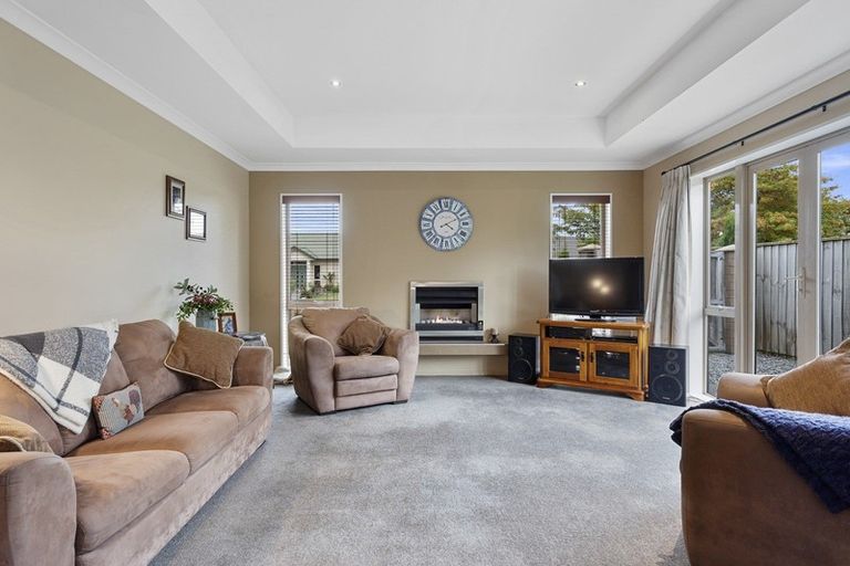 Photo of property in 30 Cedar Place, Rangiora, 7400
