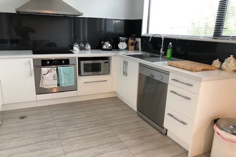 Photo of property in 11 Walpole Street, Waltham, Christchurch, 8023