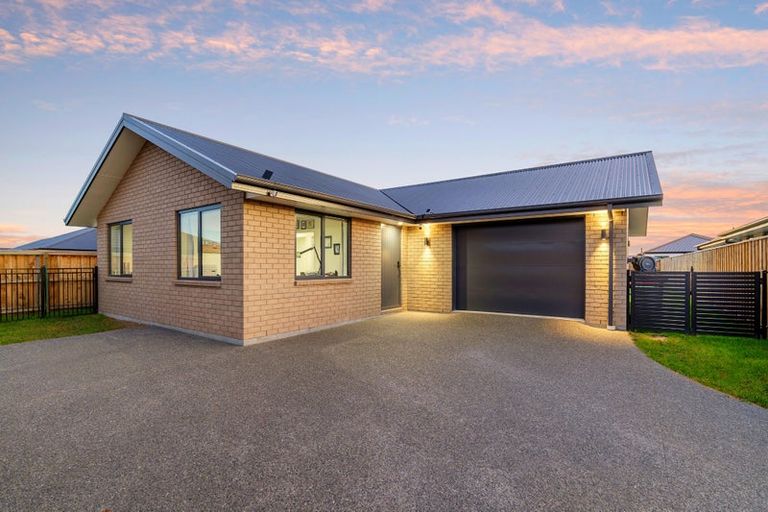 Photo of property in 30 Herridge Street, Woodend, 7691