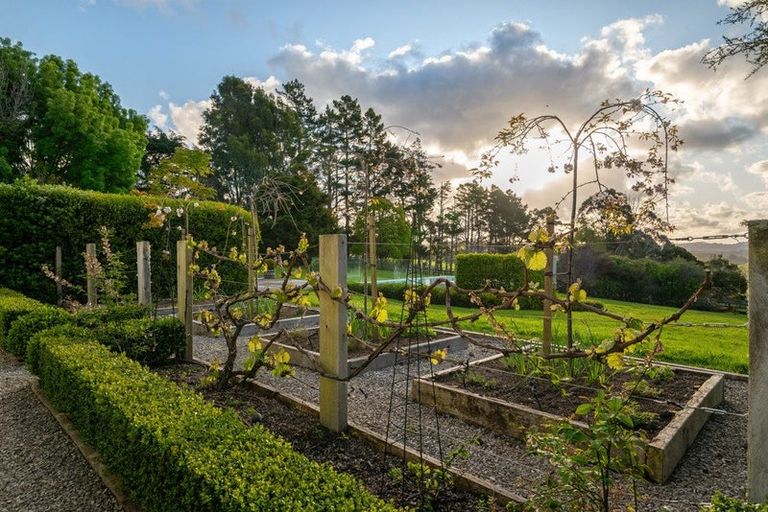 Photo of property in 392 Bawden Road, Dairy Flat, Albany, 0792