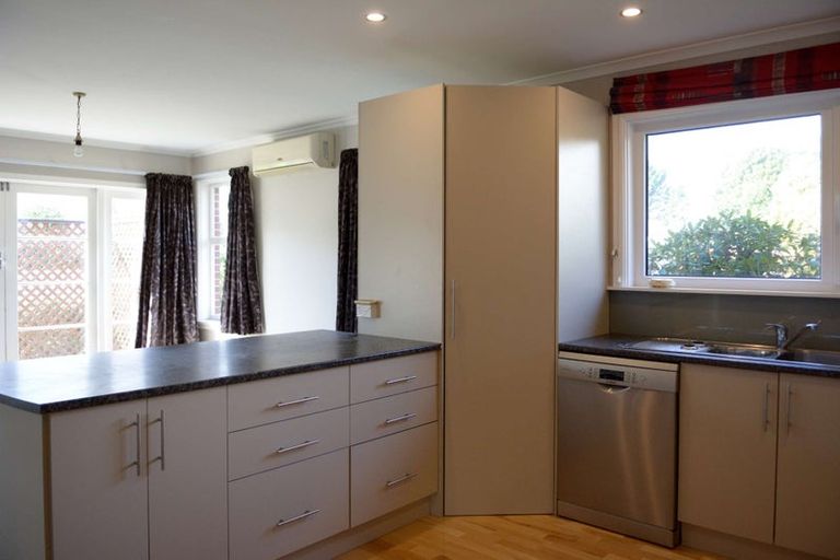 Photo of property in 19 Ashbourne Street, Burnside, Christchurch, 8053