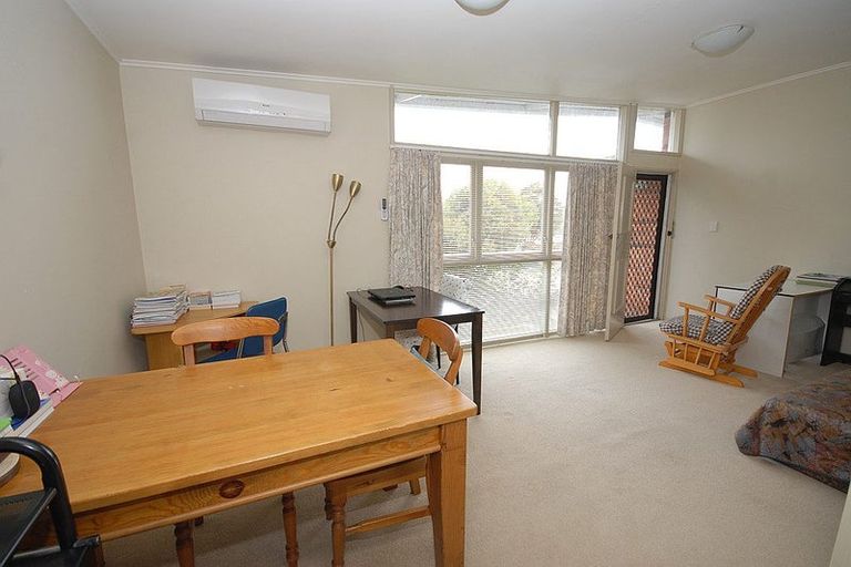 Photo of property in 3/13 Napoleon Avenue, Milford, Auckland, 0620
