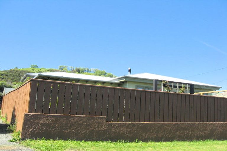 Photo of property in 2/17 Titoki Street, Stoke, Nelson, 7011