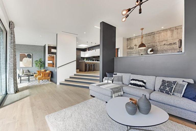 Photo of property in 13 Istana Place, Britannia Heights, Nelson, 7010