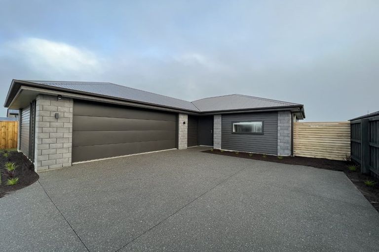 Photo of property in 48 Lenborough Drive, Rolleston, 7614