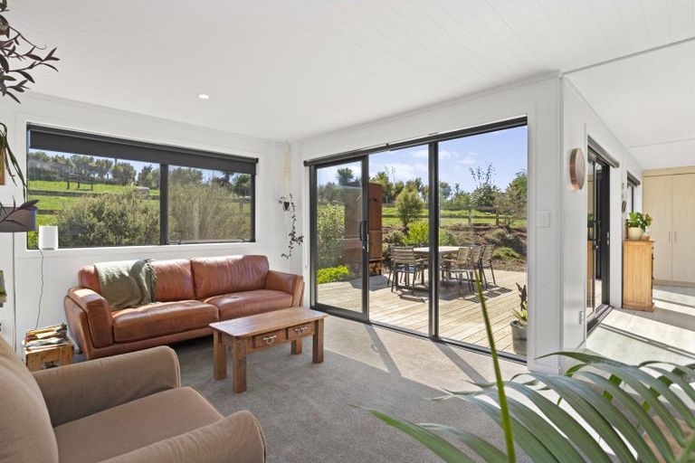 Photo of property in 104 Te Papatapu Road, Raglan, 3296