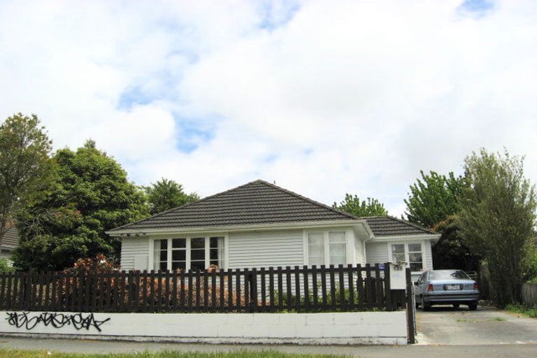 Photo of property in 138 Aorangi Road, Bryndwr, Christchurch, 8053