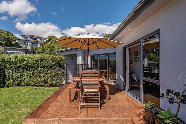 Photo of property in 11 Port Lane, Whitby, Porirua, 5024