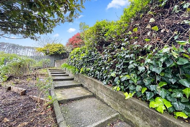 Photo of property in 16 Lawrence Street, Newtown, Wellington, 6021