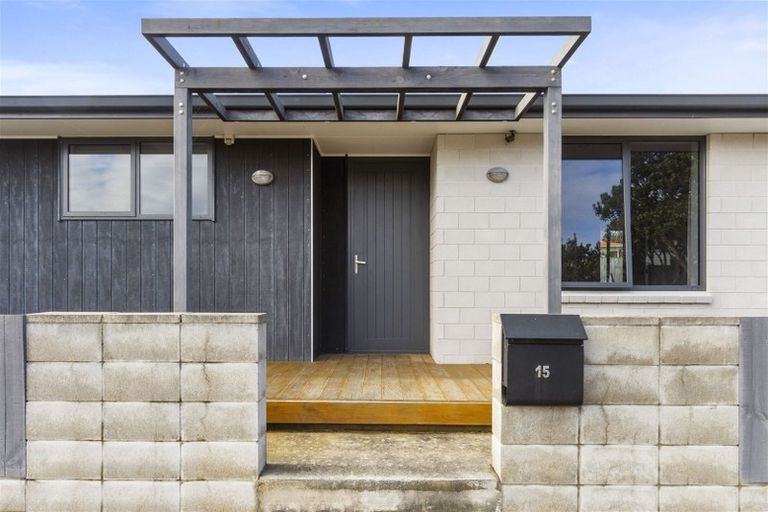 Photo of property in 15 Coprosma Close, Papamoa Beach, Papamoa, 3118