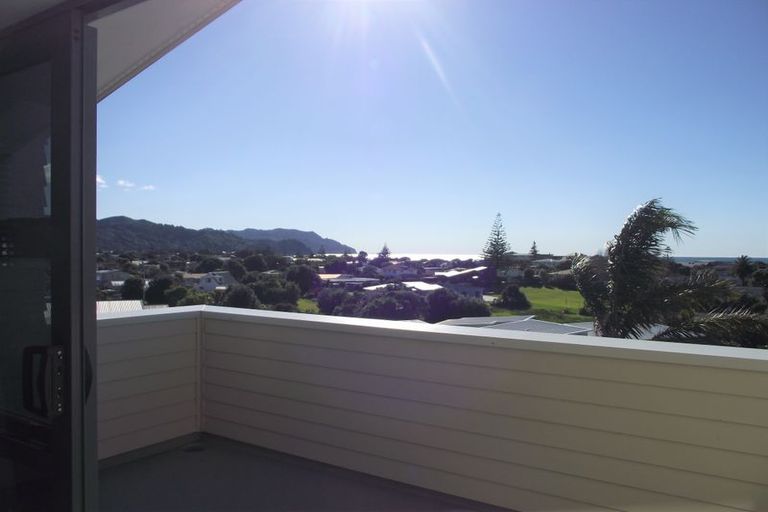 Photo of property in 30 Reo Crescent, Waihi Beach, 3611