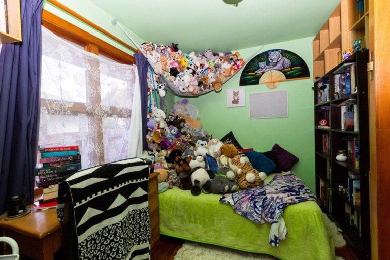 Photo of property in 38 Bevington Street, Avonhead, Christchurch, 8042