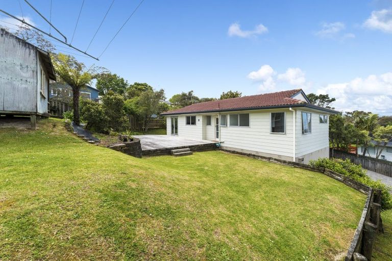Photo of property in 37 Clyma Place, Massey, Auckland, 0614