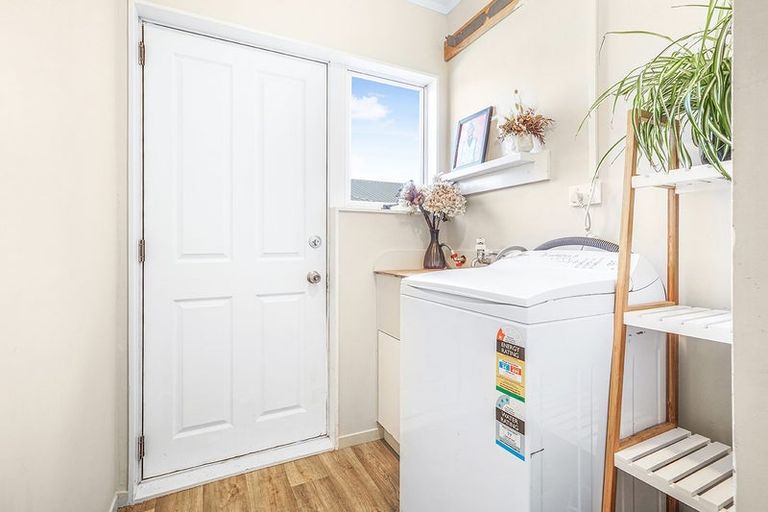 Photo of property in 1149a Heaphy Terrace, Fairfield, Hamilton, 3214