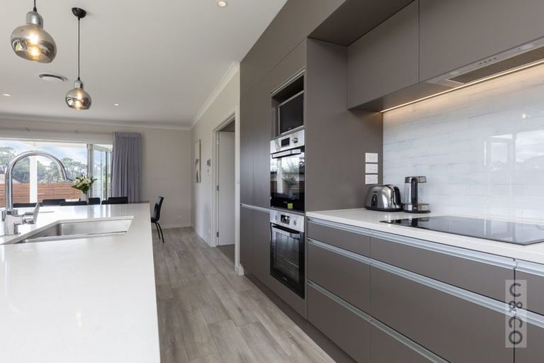 Photo of property in 59 Queen Street, Riverhead, 0820