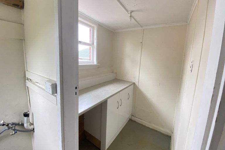 Photo of property in 103 Bolton Street, Blockhouse Bay, Auckland, 0600