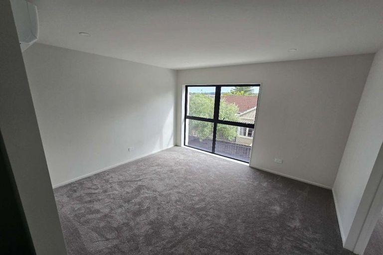 Photo of property in 28 Alberta Street, Point Chevalier, Auckland, 1022