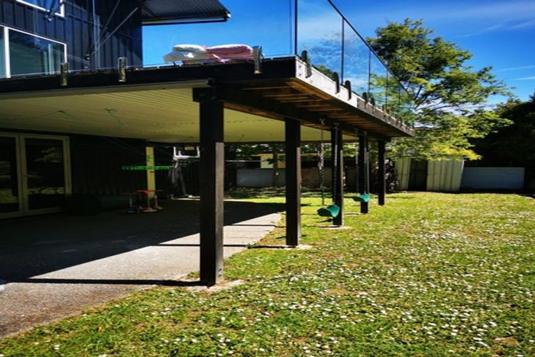 Photo of property in 10 Waterhouse Drive, Brooklyn, Wellington, 6021