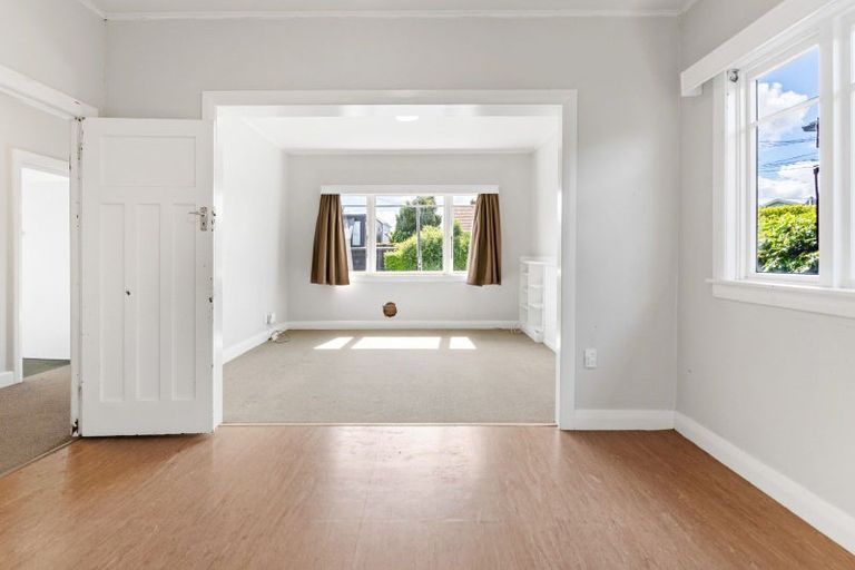 Photo of property in 68 Moa Road, Point Chevalier, Auckland, 1022