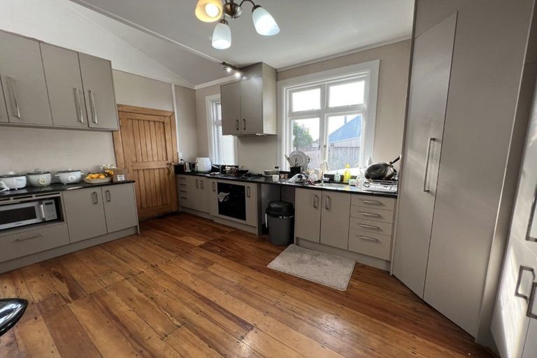 Photo of property in 7 Manawaroa Street, West End, Palmerston North, 4410