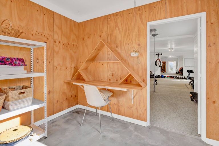 Photo of property in 27a Montana Place, Merrilands, New Plymouth, 4312