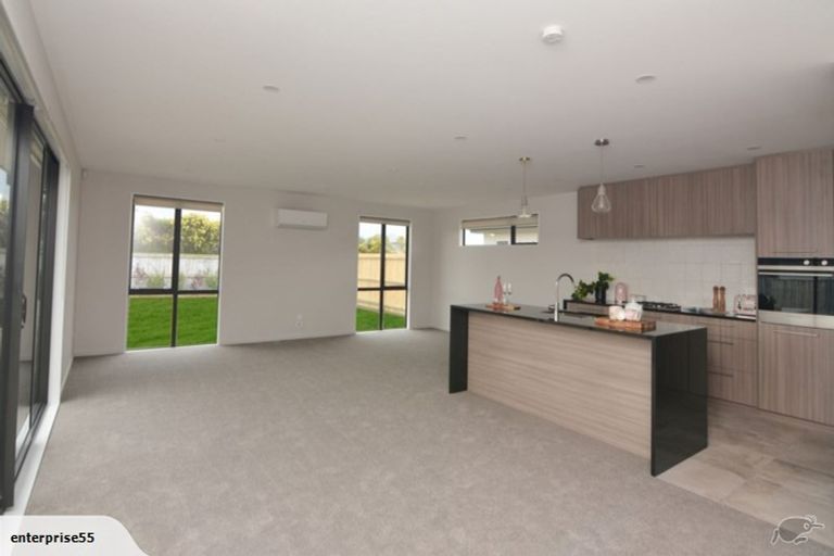 Photo of property in 29 Kingsbridge West, Burwood, Christchurch, 8083