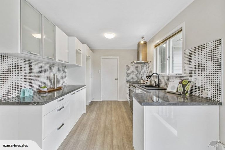 Photo of property in 36 Portman Road, Mount Wellington, Auckland, 1060