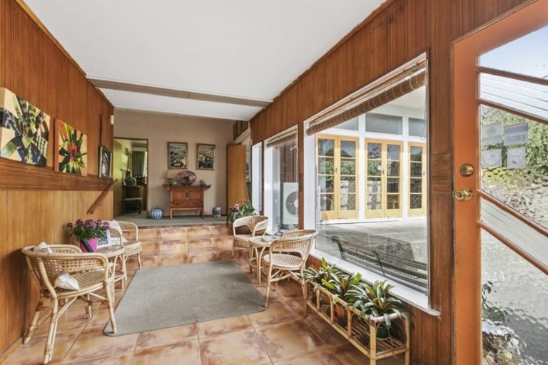 Photo of property in 18 Marlborough Street, Silverstream, Upper Hutt, 5019