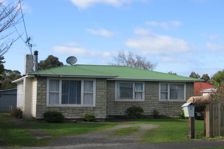 Photo of property in 4 Farrier Grove, Featherston, 5710