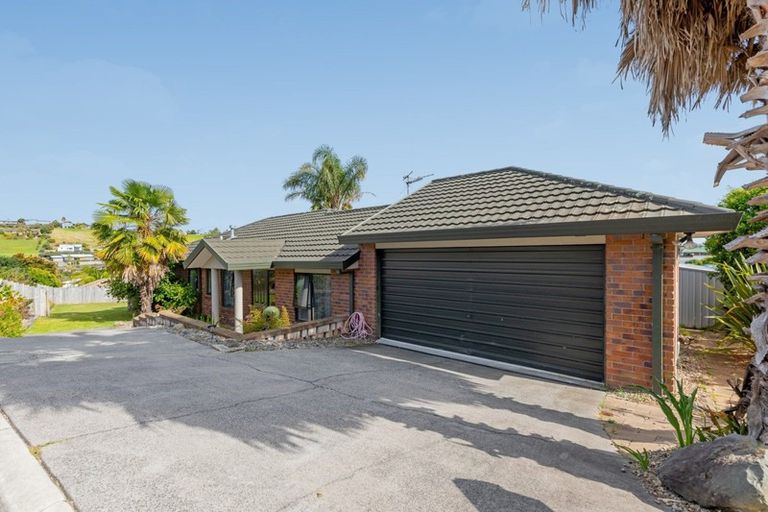 Photo of property in 6 Astor Place, Welcome Bay, Tauranga, 3112