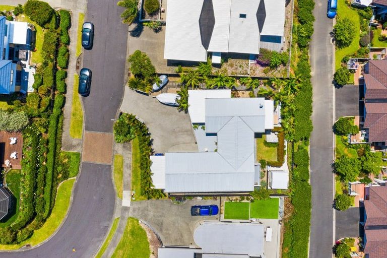 Photo of property in 33 The Ritz, Orewa, 0931
