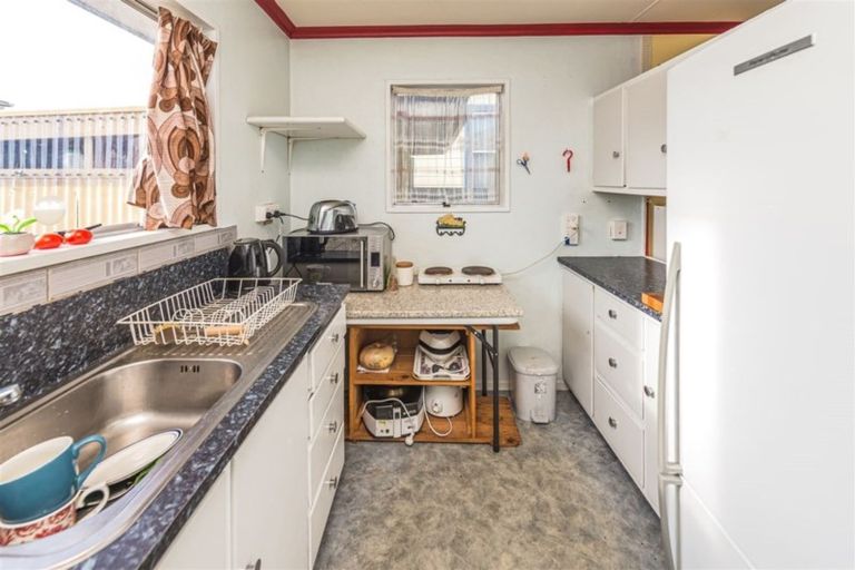 Photo of property in 64 Tawa Street, Gonville, Whanganui, 4501