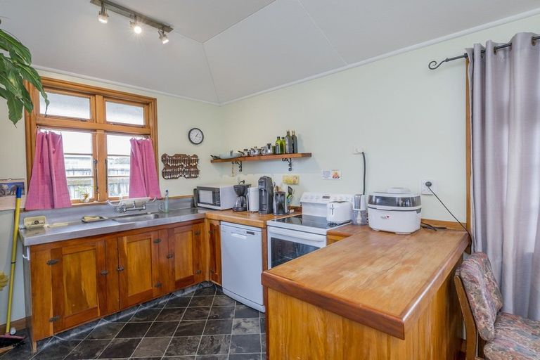 Photo of property in 2 Vance Street, Shannon, 4821