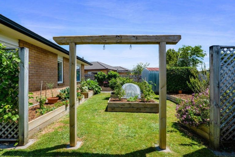 Photo of property in 6b Faber Place, Inglewood, 4330