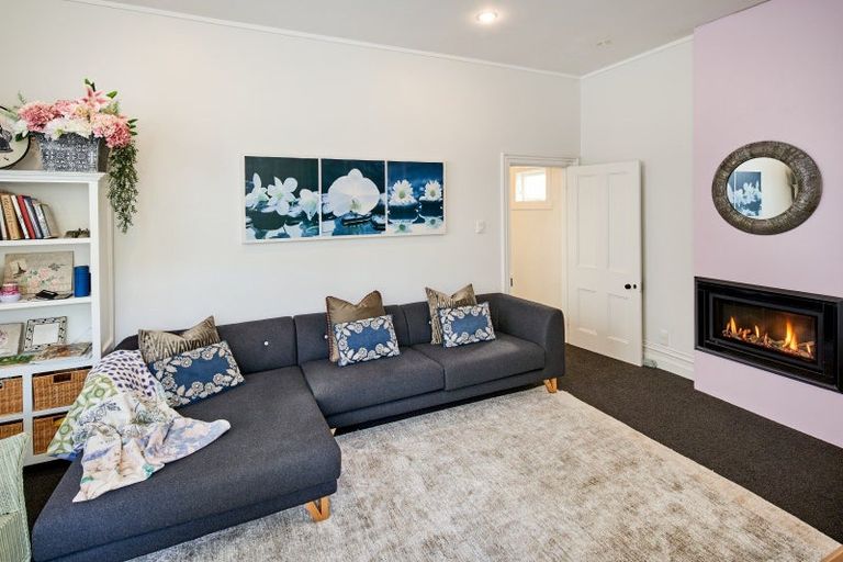 Photo of property in 28 Stanley Street, Berhampore, Wellington, 6023