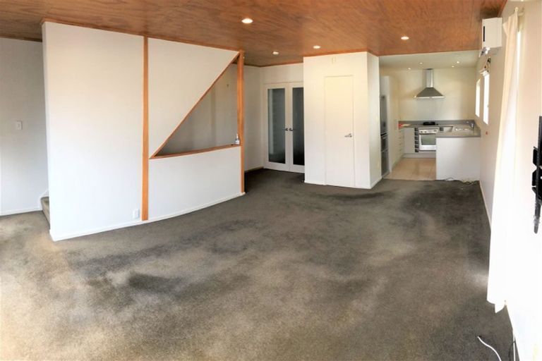 Photo of property in 63 Sheridan Terrace, Johnsonville, Wellington, 6037