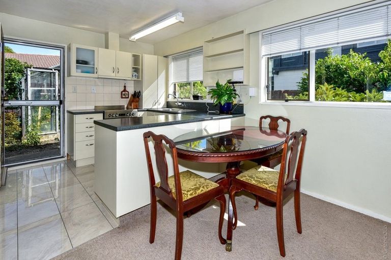 Photo of property in 2/19 Brogar Place, Casebrook, Christchurch, 8051