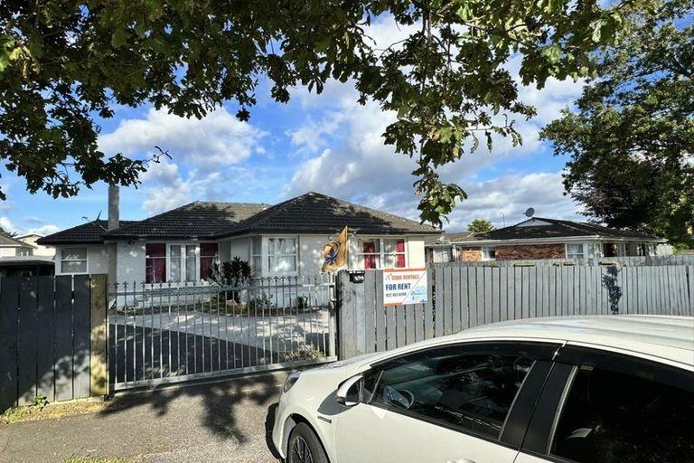 Photo of property in 1/26 Landscape Road, Papatoetoe, Auckland, 2025