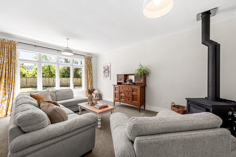 Photo of property in 524 Main Road North, Timberlea, Upper Hutt, 5018