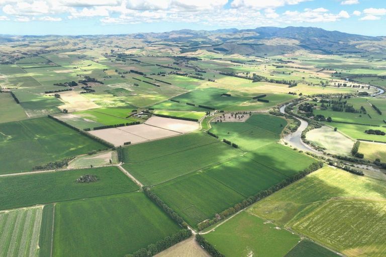 Photo of property in 247 Mahaki Road, Dyerville, Martinborough, 5781