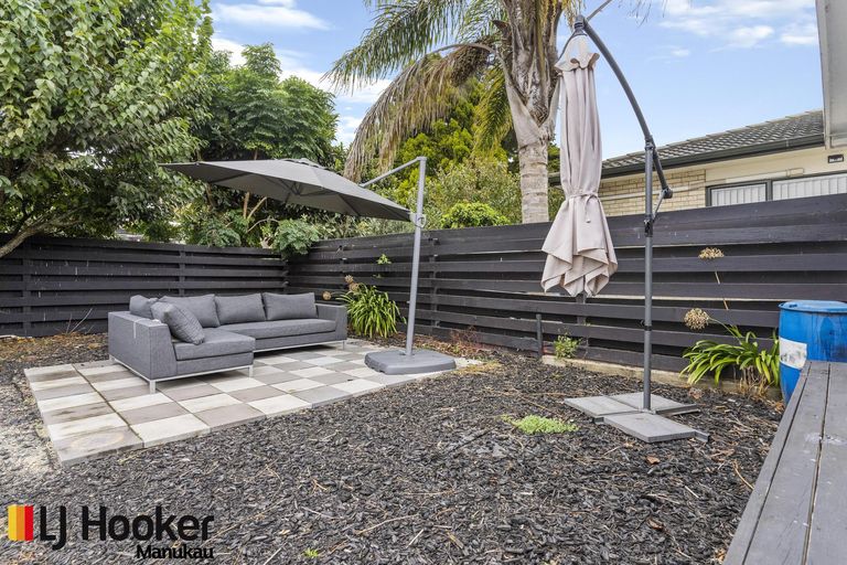 Photo of property in 328 Great South Road, Opaheke, Papakura, 2113