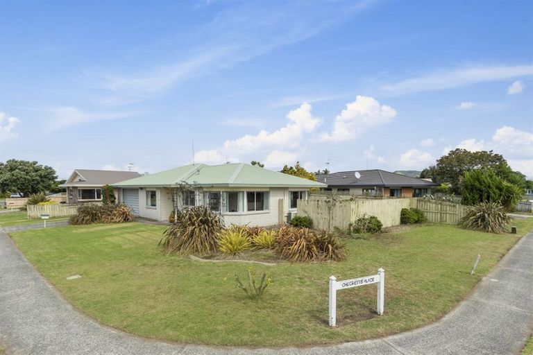 Photo of property in 42 Kane Road, Papamoa Beach, Papamoa, 3118
