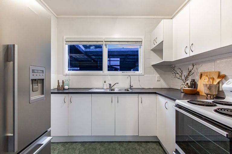 Photo of property in 10a Penryn Drive, Camborne, Porirua, 5026