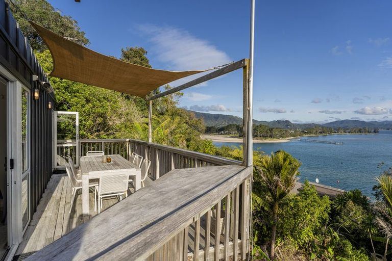 Photo of property in 161 Paku Drive, Tairua, 3508