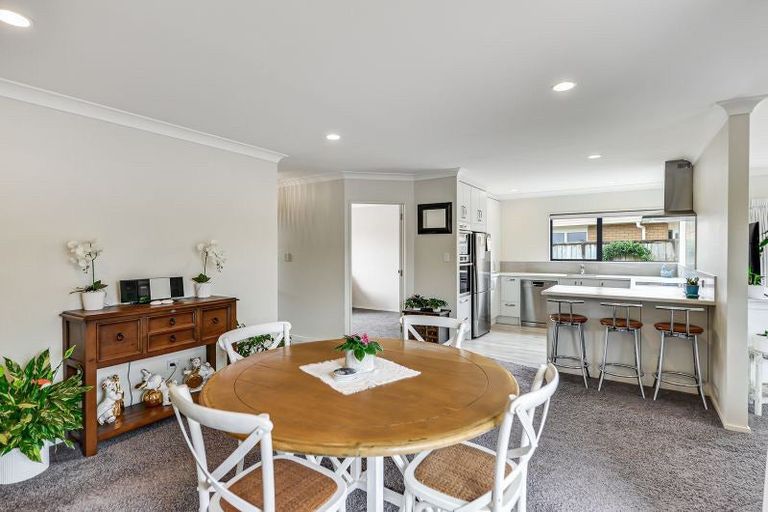 Photo of property in 38 Callum Brae Drive, Rototuna, Hamilton, 3210