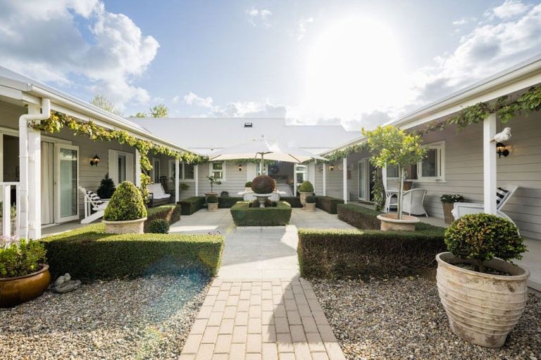 Photo of property in 41 Catra Place, Matangi, Hamilton, 3287