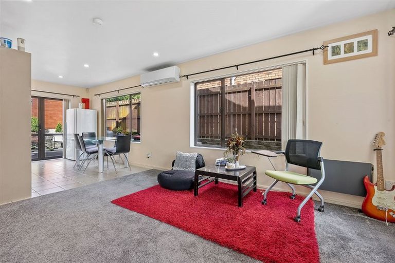 Photo of property in 6 Whitbourne Heights, Manurewa, Auckland, 2105